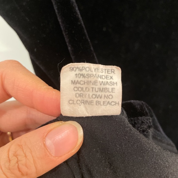 Vintage Hot Kiss Women's Black Velvet Vest turtleneck sleeveless top size Large - Picture 5 of 8